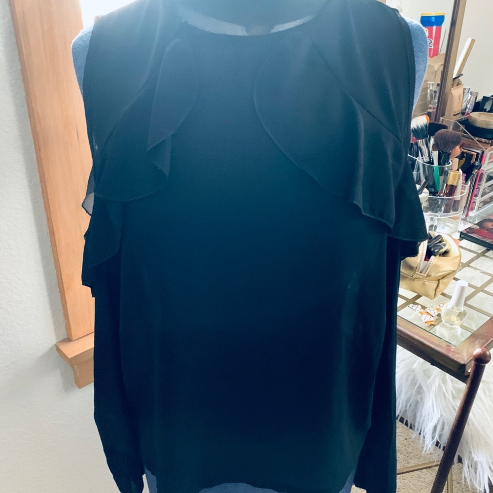 Black cold shoulder sheer ruffles blouse M NWT!
